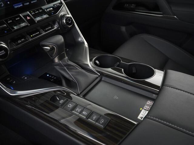 Lexus LX 2023