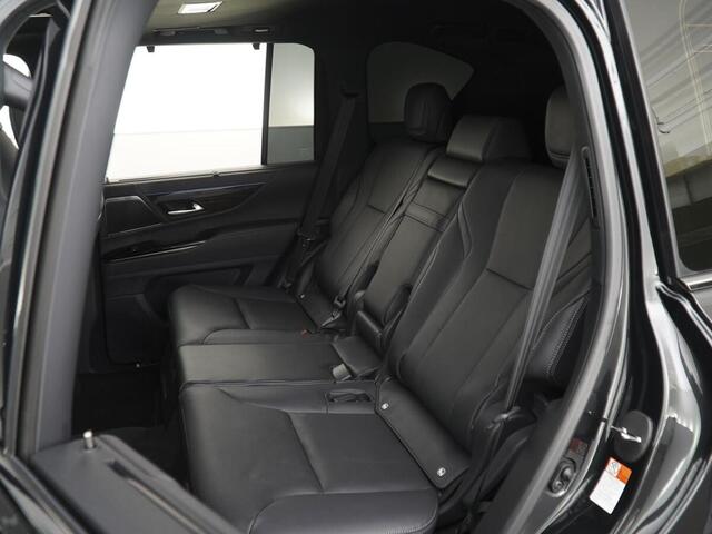 Lexus LX 2023