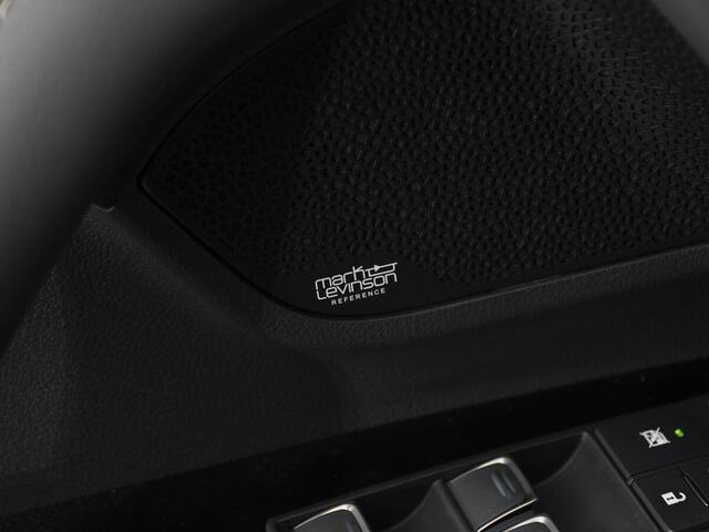 Lexus LX 2023