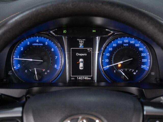 Toyota Camry 2016