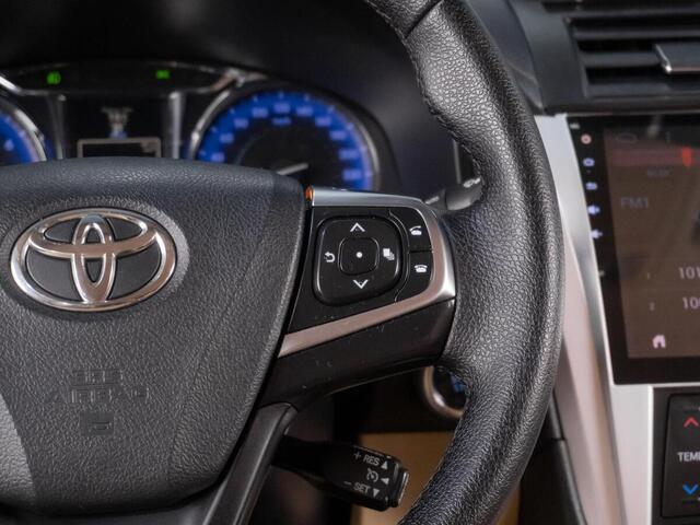 Toyota Camry 2016