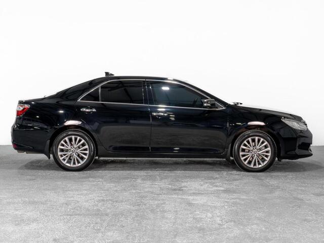 Toyota Camry 2016