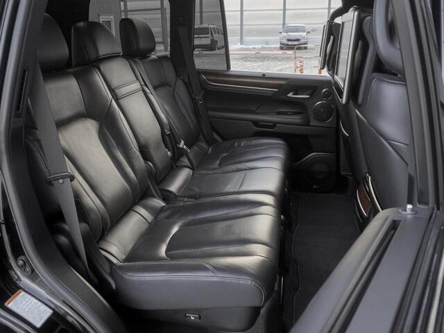 Lexus LX 2018