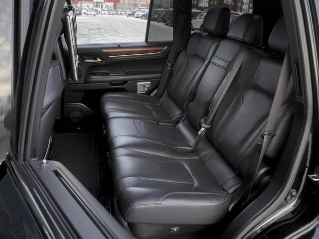 Lexus LX 2018