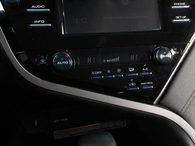 Toyota Camry 2018