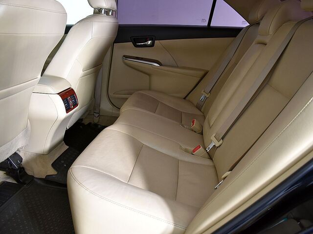 Toyota Camry 2014