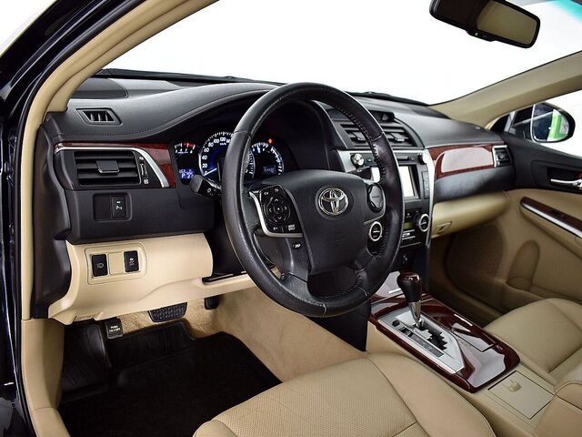 Toyota Camry 2014