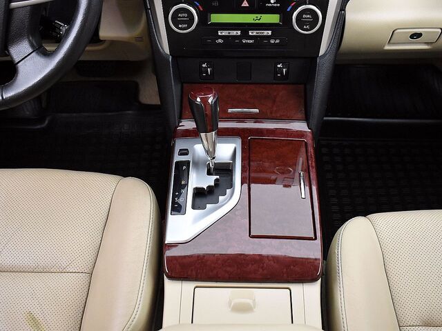 Toyota Camry 2014