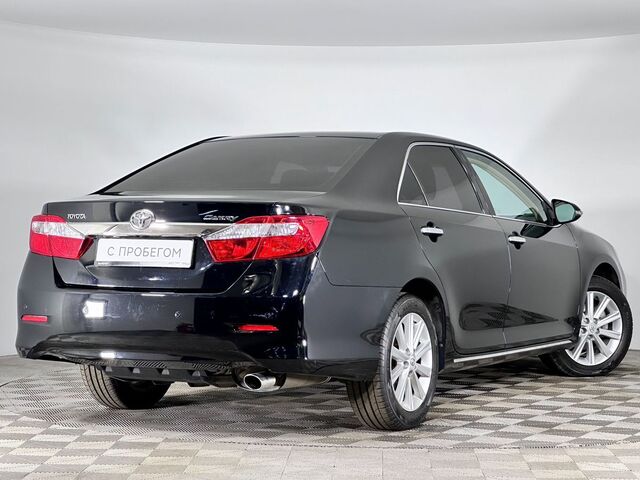Toyota Camry 2014