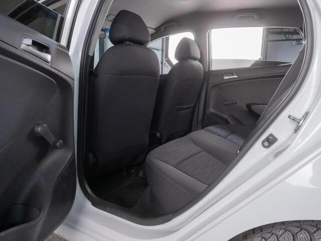 Hyundai Solaris 2014