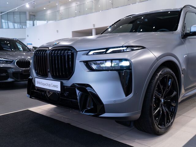 BMW X7 2024
