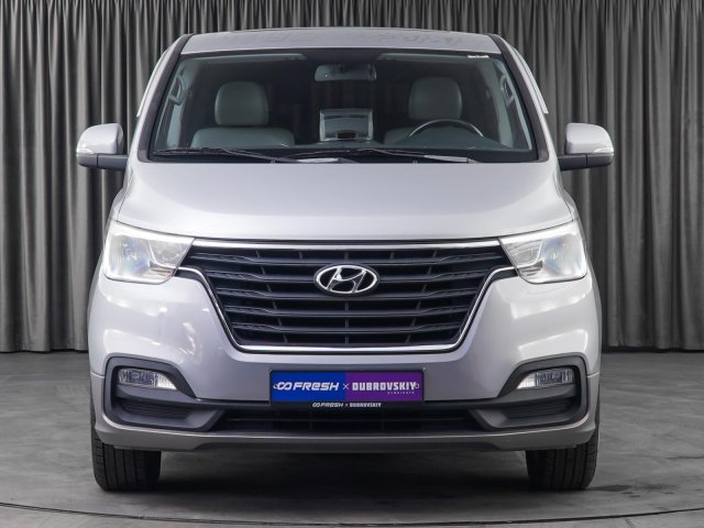 Hyundai Grand Starex 2018