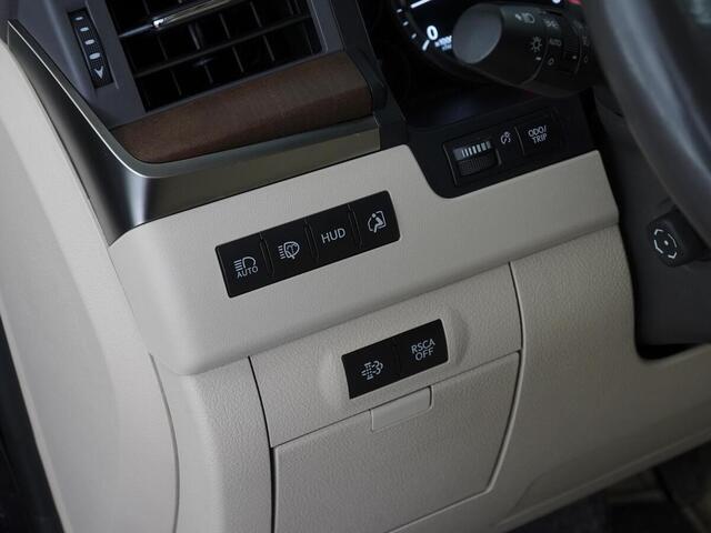 Lexus LX 2016