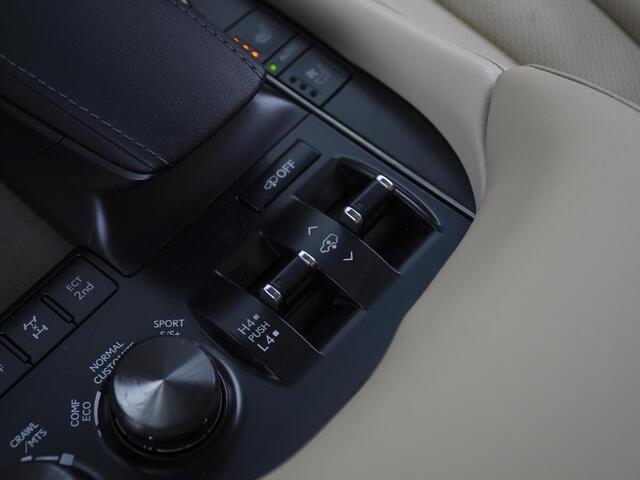 Lexus LX 2016