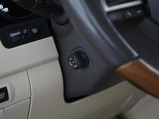 Lexus LX 2016