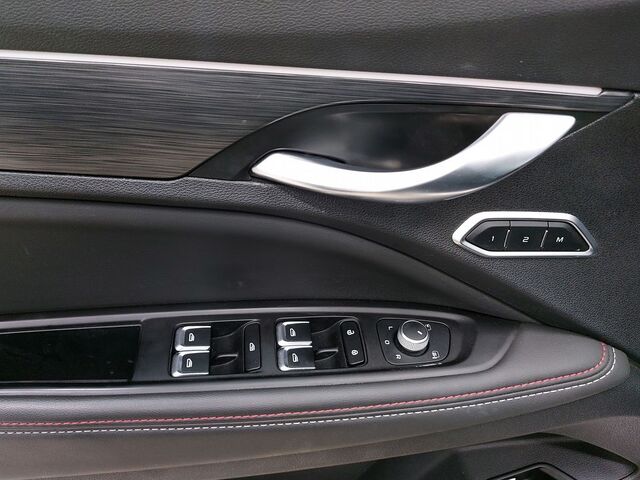 Geely Tugella 2021