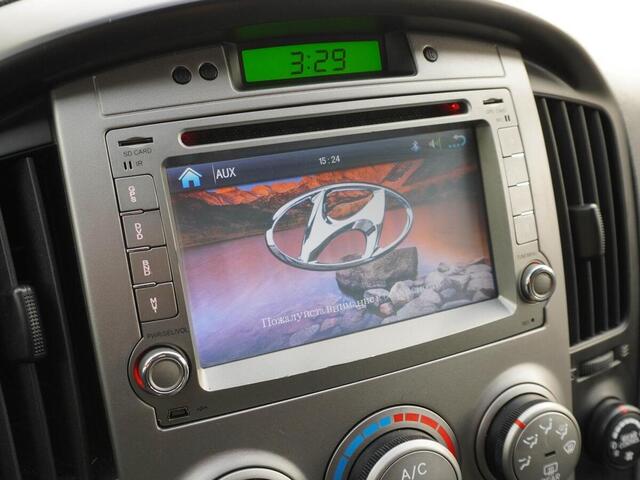 Hyundai Grand Starex 2012