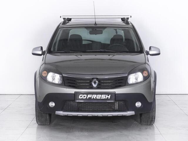 Renault Sandero 2011