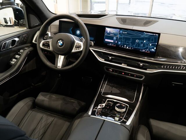 BMW X7 2024