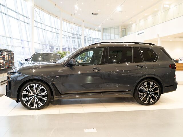 BMW X7 2024