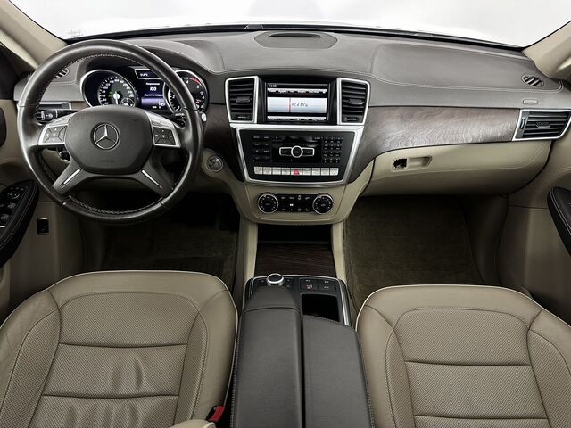 Mercedes-Benz M-Класс 2013