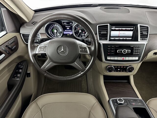 Mercedes-Benz M-Класс 2013
