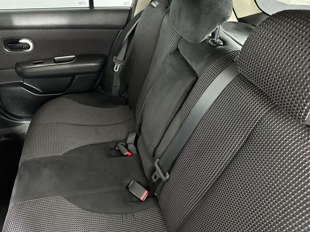 Nissan Tiida 2011