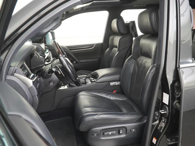 Lexus LX 2016