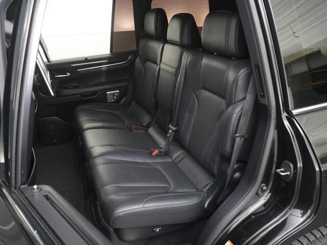 Lexus LX 2016