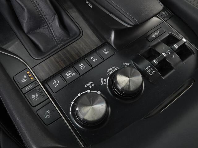 Lexus LX 2016