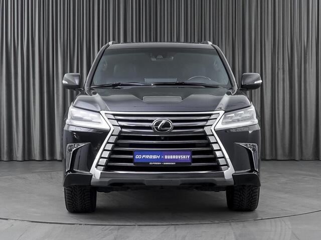 Lexus LX 2016