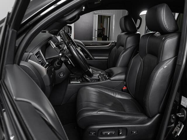 Lexus LX 2019