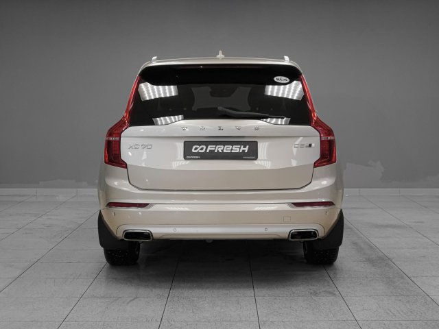 Volvo XC90 2015