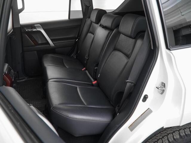 Toyota Land Cruiser Prado 2016