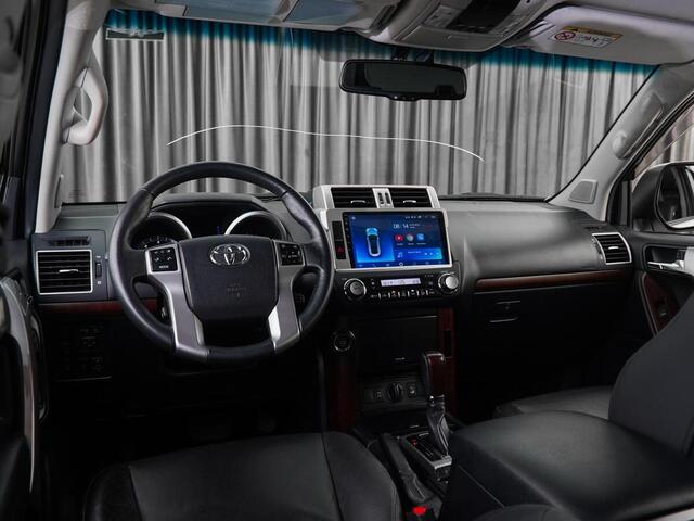 Toyota Land Cruiser Prado 2016