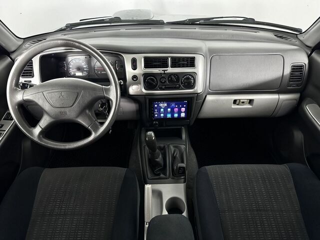 Mitsubishi Pajero Sport 2006