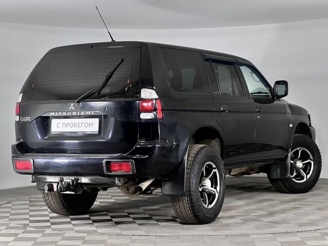 Mitsubishi Pajero Sport 2006