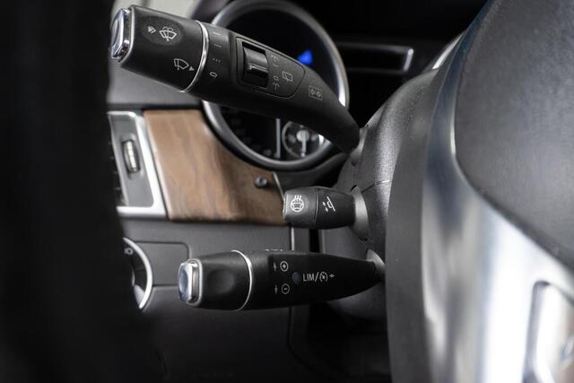 Mercedes-Benz M-Класс 2012