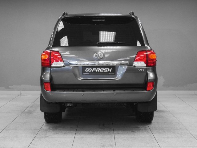 Toyota Land Cruiser 2012
