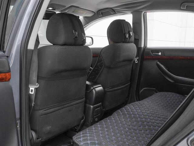 Toyota Avensis 2005