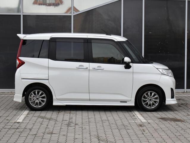 Toyota Roomy 2017