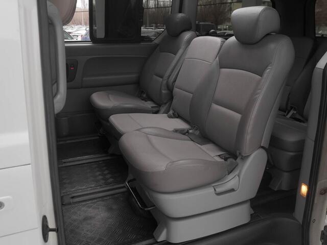 Hyundai Grand Starex 2011