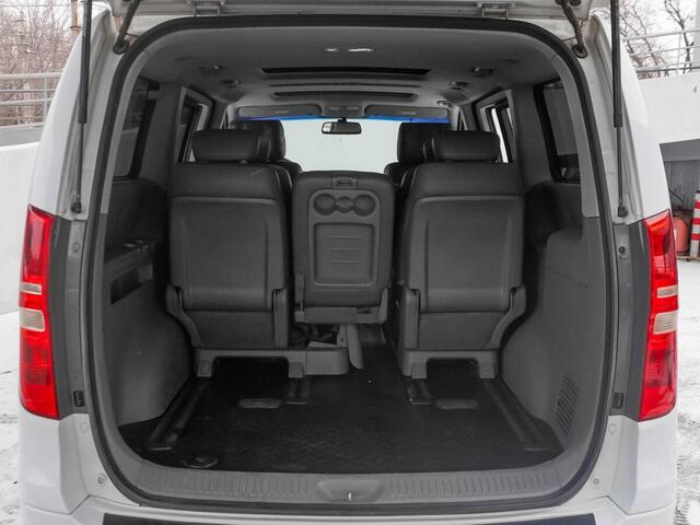 Hyundai Grand Starex 2011