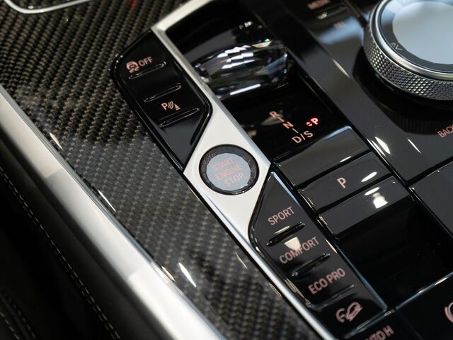 BMW X7 2024