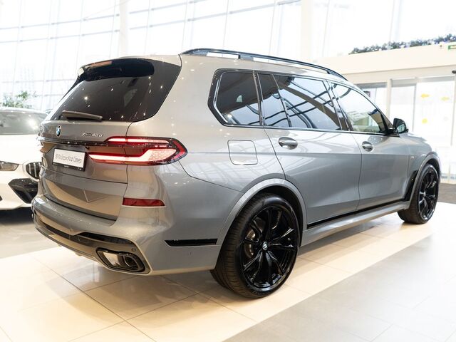 BMW X7 2024