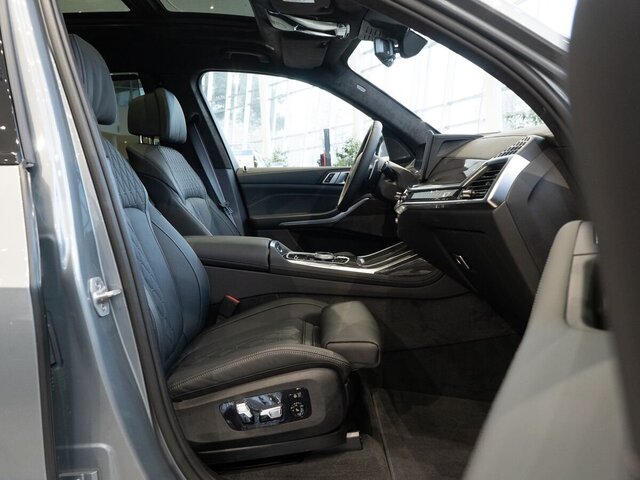 BMW X7 2024