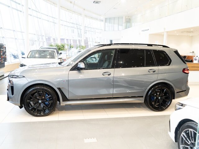 BMW X7 2024