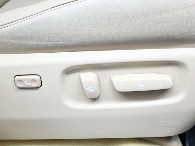 Lexus LX 2008