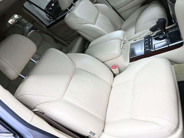 Lexus LX 2008