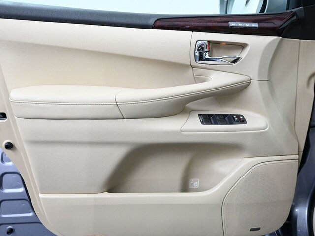 Lexus LX 2008